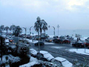 Promenade des Anglais with snow !