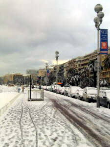 Promenade des Anglais with snow !